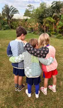 Doudoune Faly Faly — Patchwork, jamais deux fois la même. · vêtement enfant cousu main Bonbon Piment